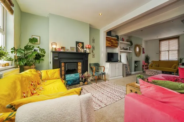 Kew Place, Cheltenham, GL53, photo 1
