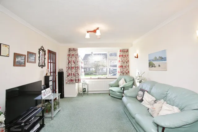 Photo 2 — Coltbeck Avenue, Narborough, Leicester