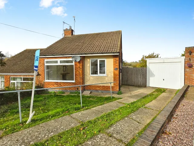 Priory Close, Daventry, NN11, photo 1