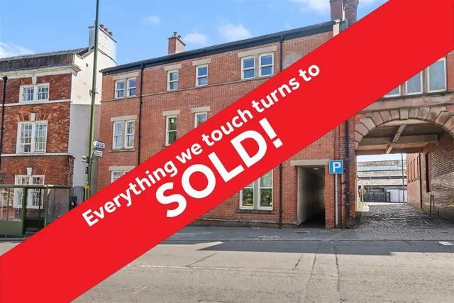 Stockwell Street, Leek, ST13, photo 1