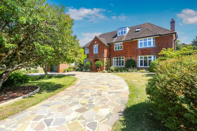 Onslow Avenue, South Cheam, SM2 7ED, photo 1