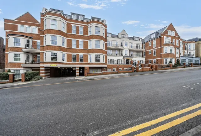 Photo 3 — London Road, Sevenoaks, TN13 1FH