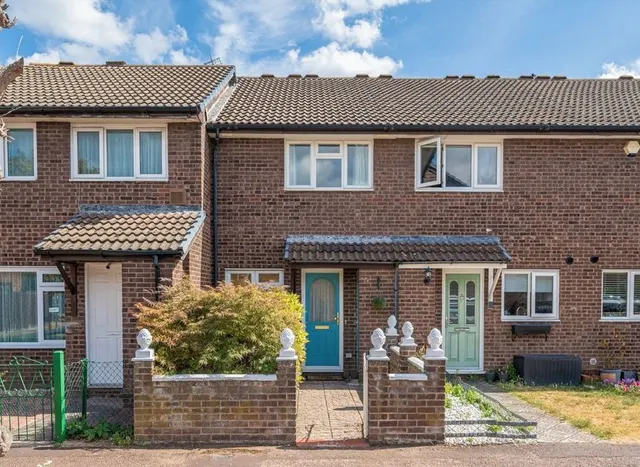 Ploughmans End, Isleworth, TW7, photo 1