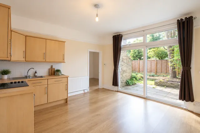 Burnt Ash Lane, Bromley, BR1, photo 1