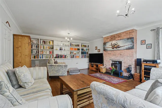 Woodland Avenue, Breaston, DE72, photo 2