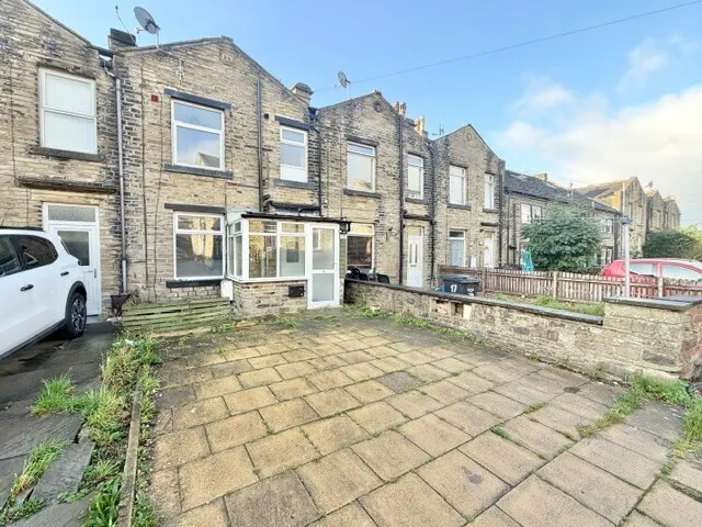 Lees Buildings, Hipperholme, HX3, photo 1