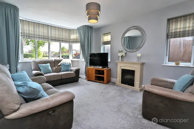 Highfield Road, Attleborough, CV11, photo 3
