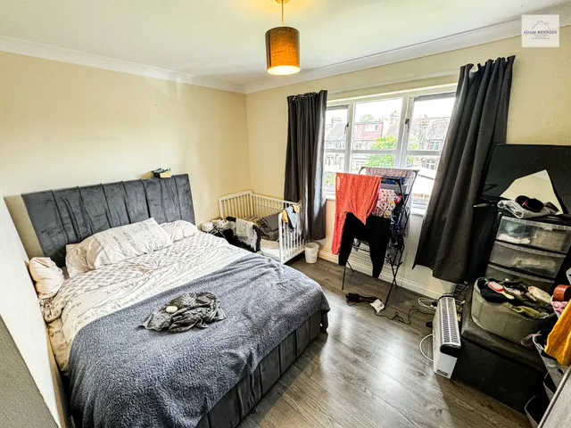 Photo 3 — Flat 53B Hickory Close, Edmonton, London, N9 7PY