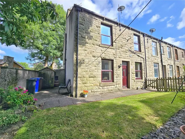 Clegg Street, Stacksteads, OL13, photo 1