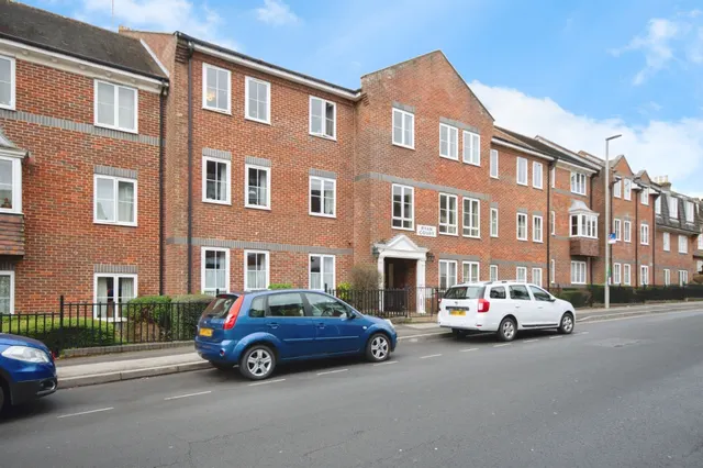 White Cliff Mill Street, Blandford Forum, photo 1