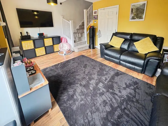Bourne Drive, Nottingham, NG16, photo 2