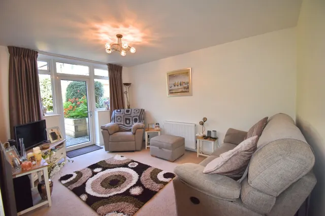 Whaley Bridge, High Peak, photo 3