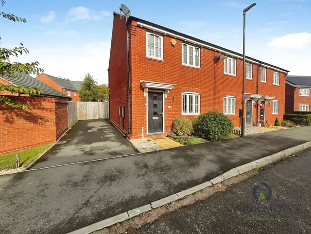 Balmoral Way, Hatton, DE65, photo 1