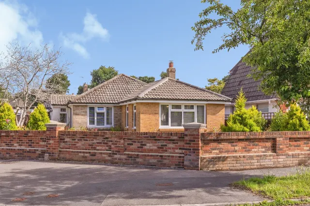 Waterloo Close, Waterlooville, photo 1