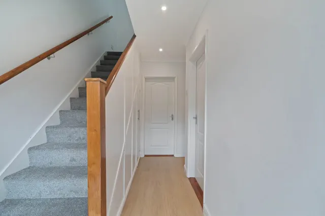 Pasadena Gardens, Ballyhackamore, BT5, photo 3