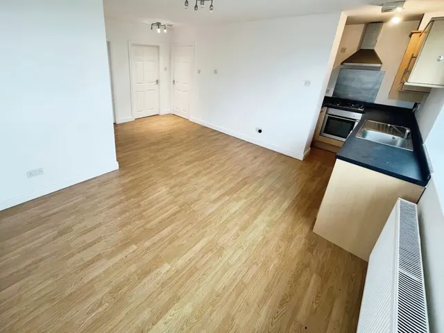 Chester Road, Talke, ST7, photo 3