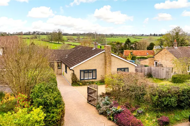 Bridge Road, Stoke Bruerne, NN12, photo 1