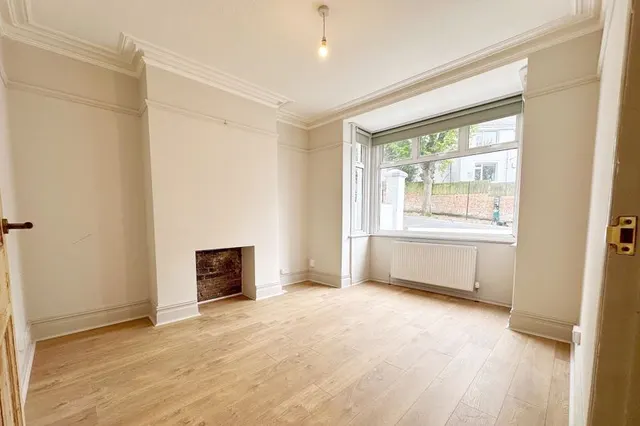 Photo 3 — Osborne Road, Brighton BN1 6LW