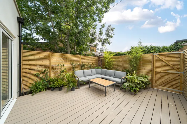 Photo 3 — Kingston Road, London, SW20