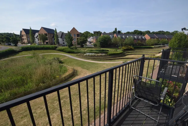 Upton Walk, Ketley, TF1, photo 2