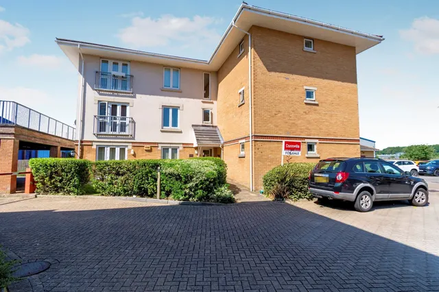 Hawkeswood Road, Southampton, photo 1