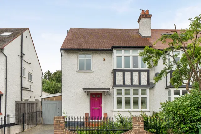 17 Westbrook Road, London, photo 1