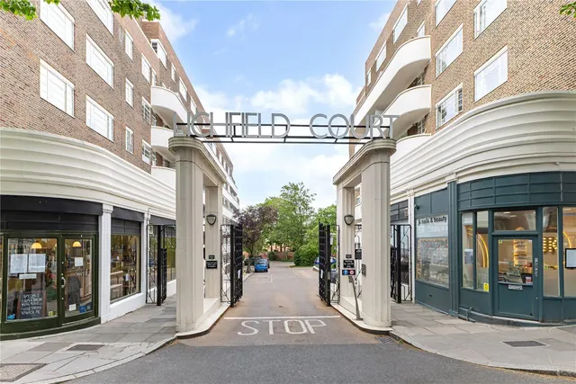 Photo 2 — Sheen Road, Richmond, TW9