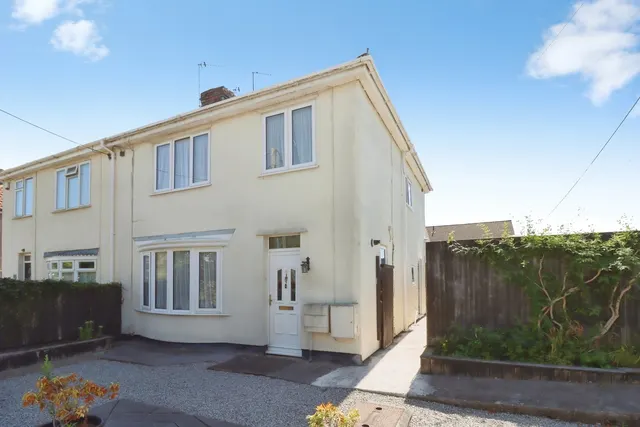 Sweets Road, Kingswood, Bristol, BS15, photo 1