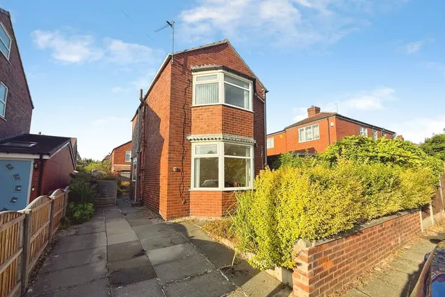 Ashley Avenue, Swinton, Greater Manchester, M27, photo 1