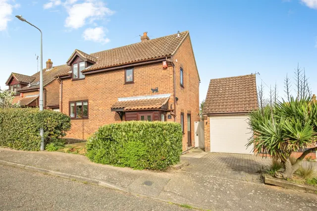 Grantham Crescent, Ipswich, IP2, photo 1