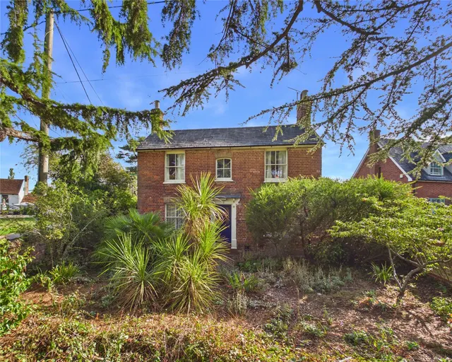 Colchester Road, West Bergholt, CO6, photo 1