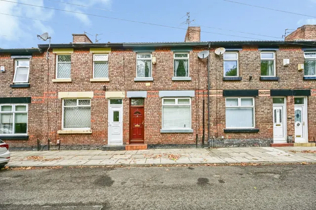 Lyon Street, Liverpool, L19, photo 1