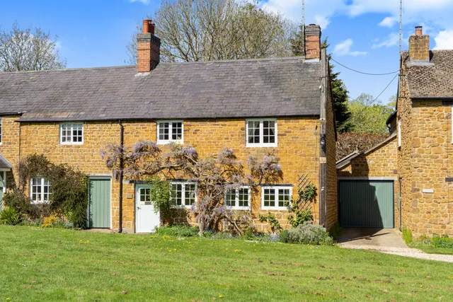 The Green, Banbury, OX17, photo 1