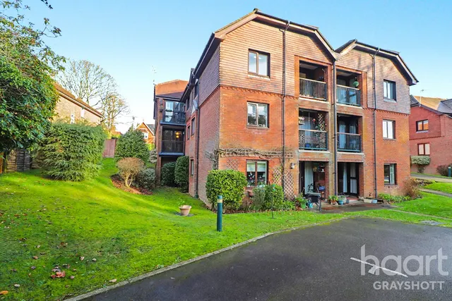 Crossways Road, Hindhead, GU26, photo 1