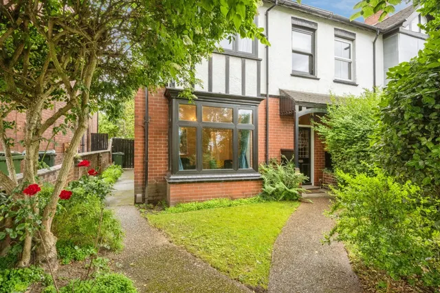 Axholme Road, Doncaster, photo 1