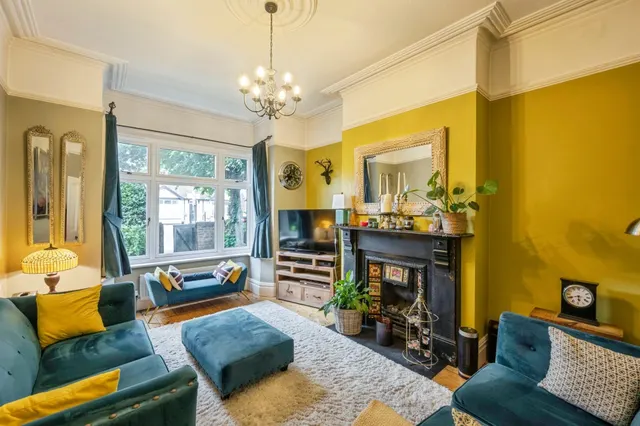 Photo 2 — Axholme Road, Doncaster