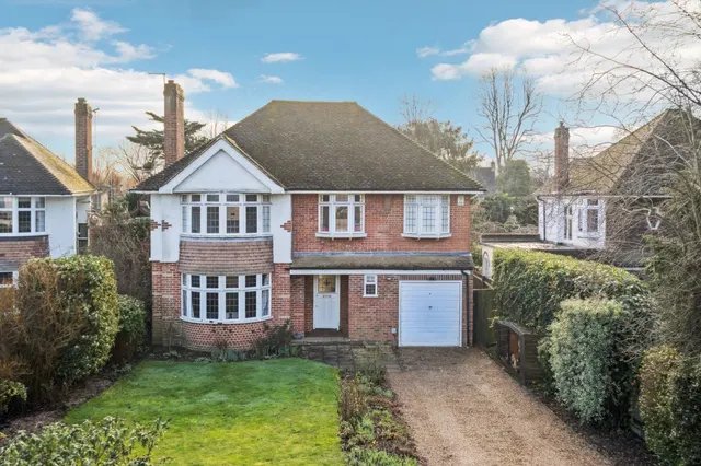 Photo 2 — The Rowans, Chalfont St. Peter, Gerrards Cross, Buckinghamshire, SL9 8SE