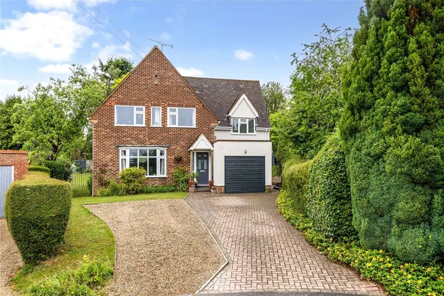 Dudley Hill Close, Welwyn, Hertfordshire, AL6 0QQ, photo 1