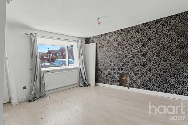 Manifold Drive, Derby, DE24, photo 3