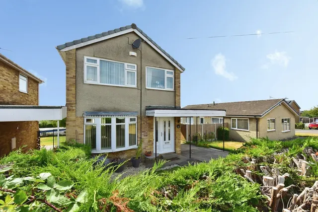 Birchlands Drive, Sheffield, South Yorkshire, S21, photo 1