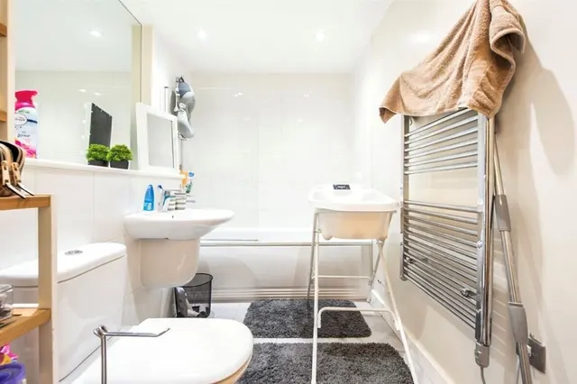 Photo 2 — Nayland Court, Romford, RM1 3EF