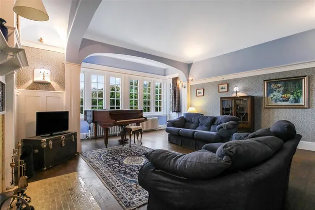 Photo 2 — The Crescent, Skelmorlie, North Ayrshire, PA17