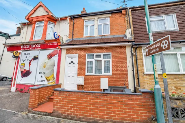 Ingram Road, Gillingham, ME7, photo 1