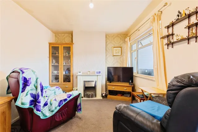 Photo 3 — Bablake Close, Coundon, Coventry, CV6