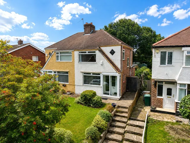 Kylemore Drive, Pensby, CH61, photo 1