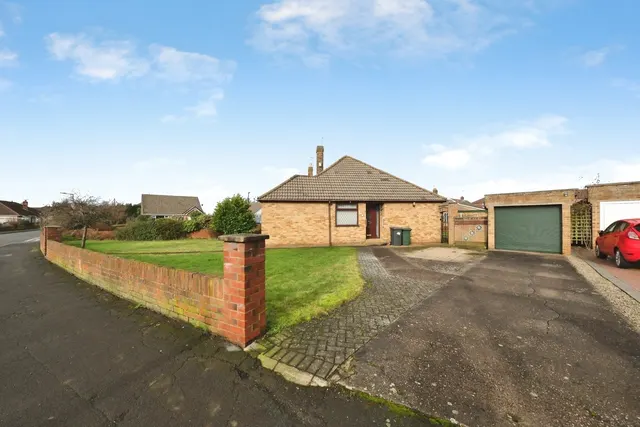 Sunnyside, Edenthorpe, Doncaster, South Yorkshire, DN3, photo 1