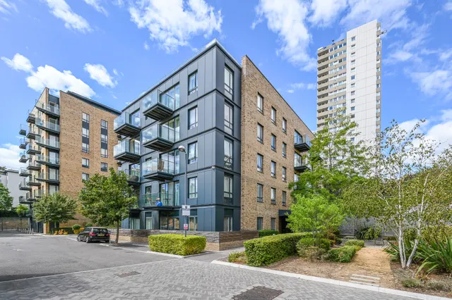 Flat 11, Allen House, Heritage Place, Brentford, photo 1