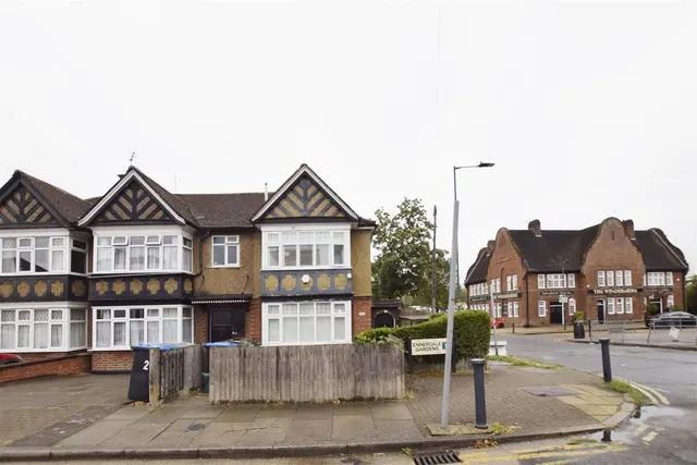 Ennerdale Gardens, Wembley, HA9, photo 1