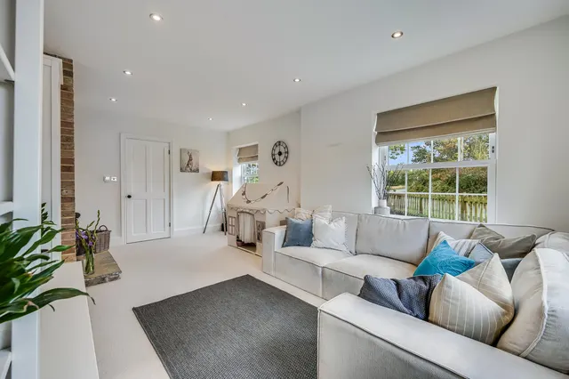 Photo 2 — Watersgate, Wyses Road, Chelmsford, Essex, CM1 3SN