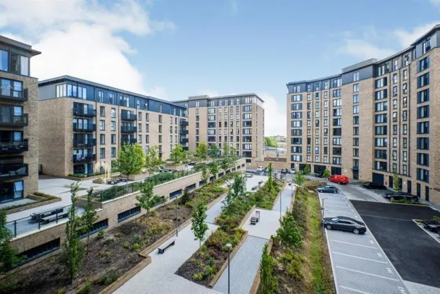Hamilton Apartments, Spring Street, Park Central, B15, photo 1